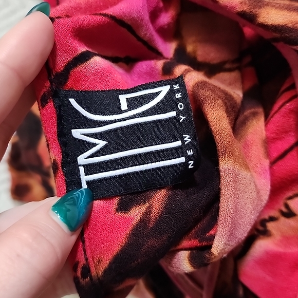 TMG New York Cold Shoulder Red Brown Tie Dye Top - Picture 6 of 14